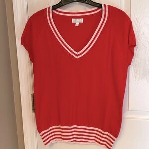 Short Sleeve Rayon/Nylon Light Sweater Size Medium